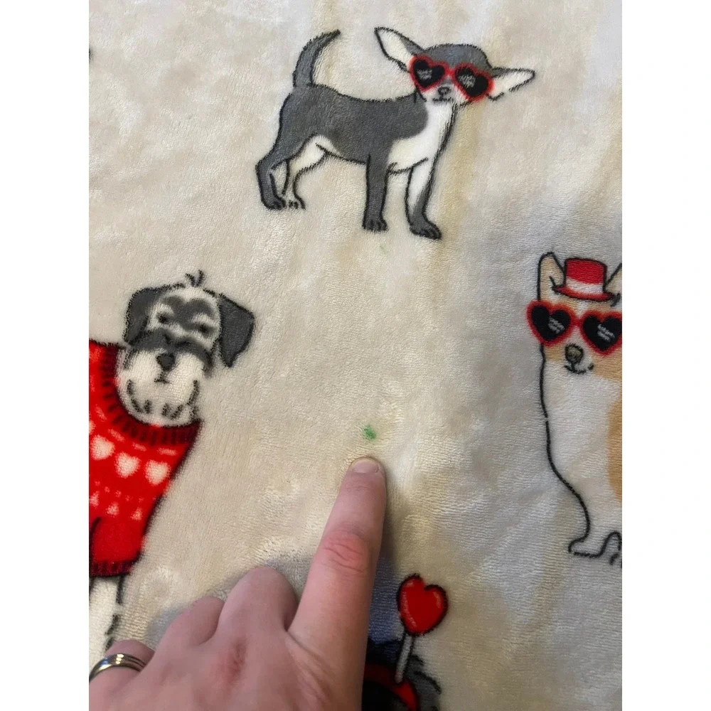 Valentine's Day Dog Print Fleece Throw Blanket Hearts Poodle Corgi Pug 50x58‎